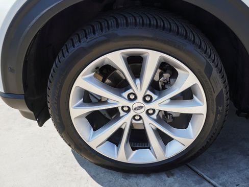 Used 2021 Ford Explorer Platinum w/ Equipment Group 601A AWD/4WD image 11