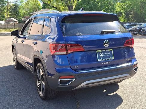 Certified 2023 Volkswagen Taos SE w/ Panoramic Sunroof Package AWD/4WD image 8