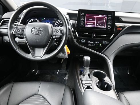 Certified 2023 Toyota Camry SE image 19