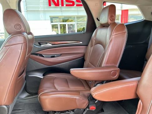 Used 2018 Buick Enclave Avenir AWD/4WD image 22