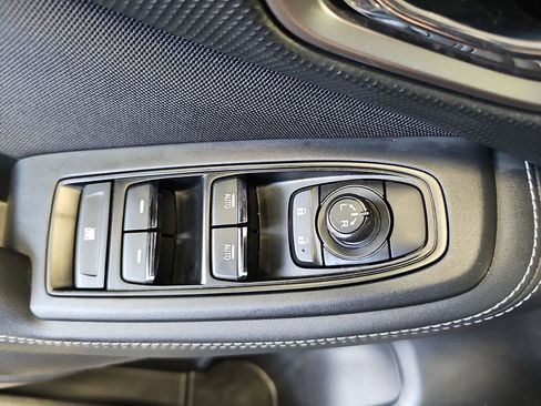 Used 2023 Subaru Forester Premium image 27