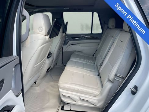 Used 2023 Cadillac Escalade Sport Platinum w/ LPO, ONYX Package AWD/4WD image 17