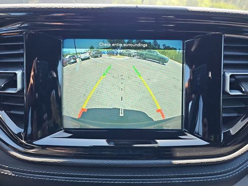 Used 2023 Dodge Durango SXT Launch Edition RWD image 23