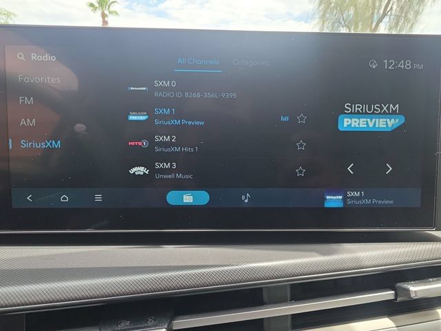 Used 2025 Hyundai Santa Fe SEL AWD/4WD image 13