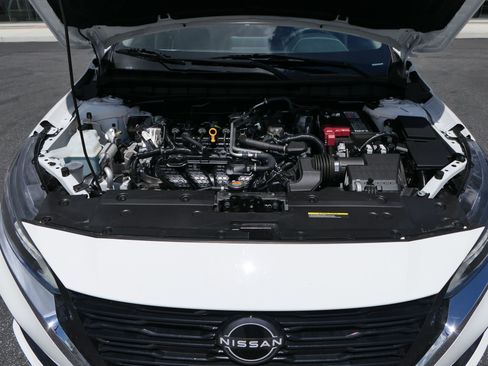 Used 2025 Nissan Altima 2.5 SV image 29