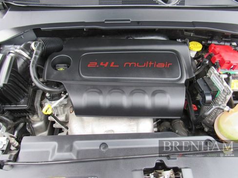 Used 2020 Jeep Compass Latitude AWD/4WD image 12