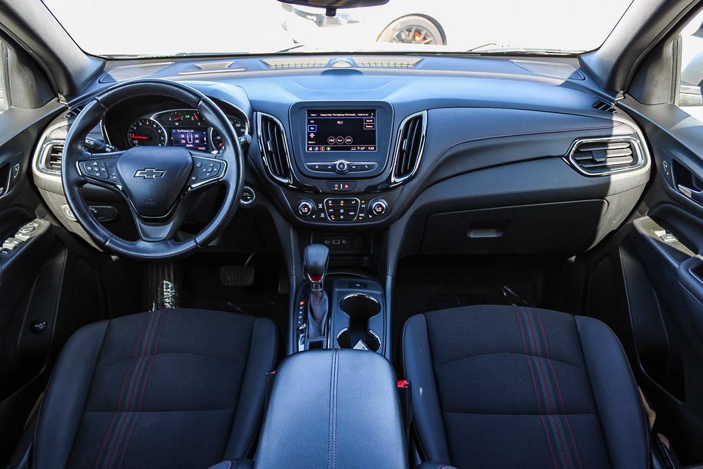 Used 2022 Chevrolet Equinox RS FWD image 13
