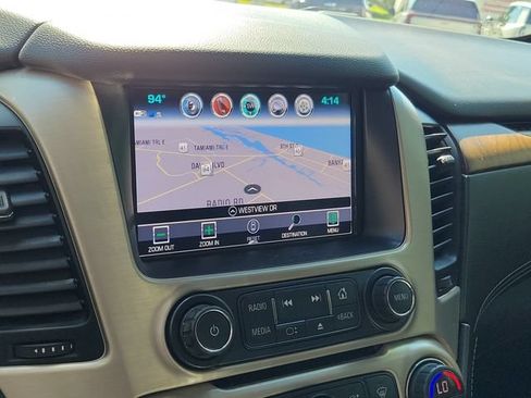 Used 2019 GMC Yukon Denali w/ Open Road Package RWD image 29
