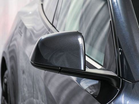 Used 2025 Tesla Model Y Long Range image 60