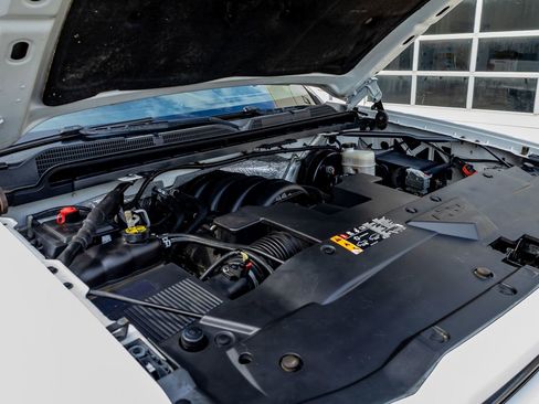 Used 2017 Chevrolet Silverado 1500 LT image 39