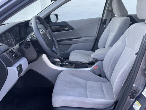 Used 2015 Honda Accord EX image 24