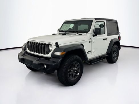 Used 2025 Jeep Wrangler Sport AWD/4WD image 1