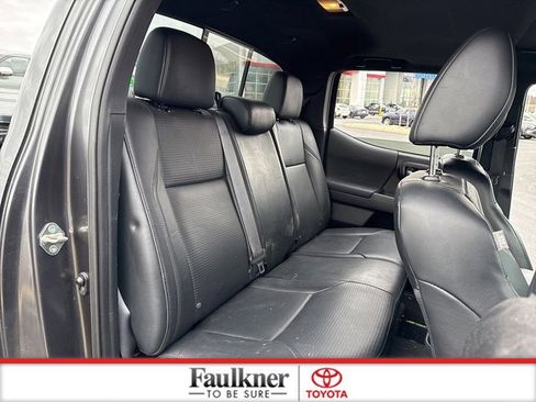 Certified 2019 Toyota Tacoma TRD Sport image 15