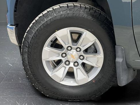 Used 2025 Chevrolet Silverado 1500 LT image 37