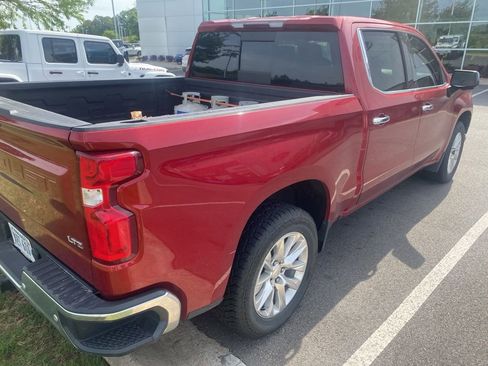 Used 2021 Chevrolet Silverado 1500 LTZ AWD/4WD image 7