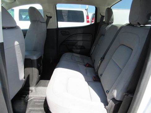 Used 2022 Chevrolet Colorado W/T w/ WT Convenience Package AWD/4WD image 23