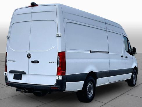 Used 2020 Mercedes-Benz Sprinter 2500 image 12
