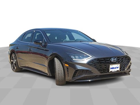 Used 2021 Hyundai Sonata SEL Plus FWD image 2