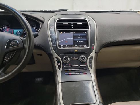 Used 2017 Lincoln MKX Reserve image 20