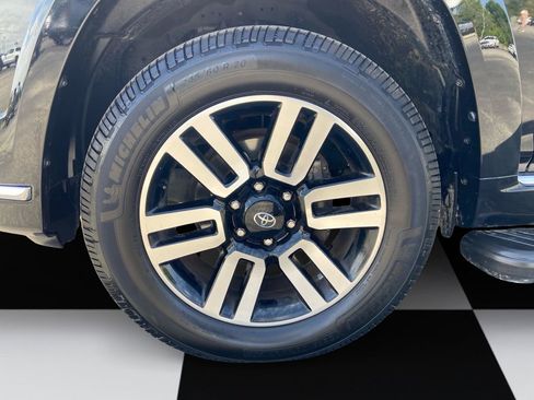 Used 2017 Toyota 4Runner Limited AWD/4WD image 14