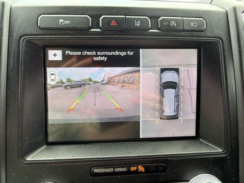Used 2019 Ford Expedition Limited w/ Equipment Group 303A RWD image 38