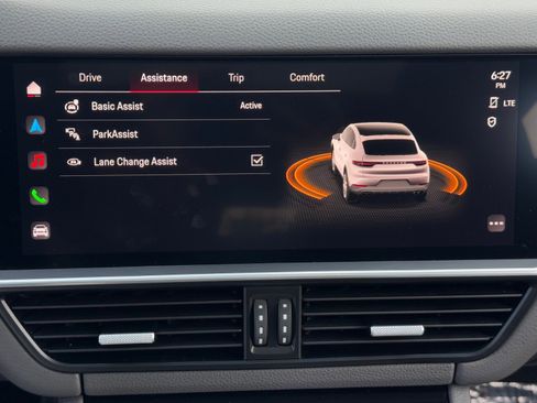 Used 2023 Porsche Cayenne E-Hybrid image 31