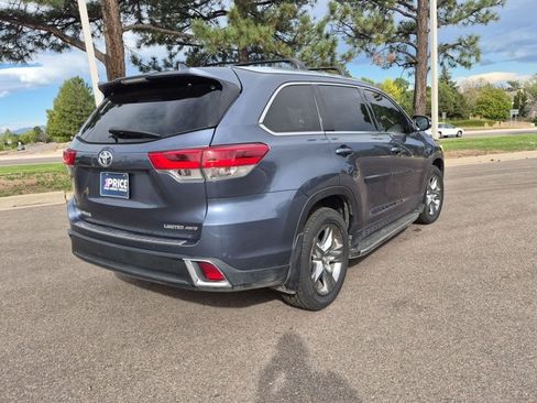 Used 2018 Toyota Highlander Limited Platinum AWD/4WD image 5