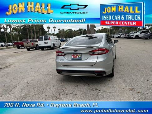 Used 2017 Ford Fusion Titanium FWD image 10