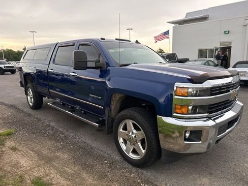 Used 2015 Chevrolet Silverado 2500 LTZ w/ LTZ Plus Package AWD/4WD image 9