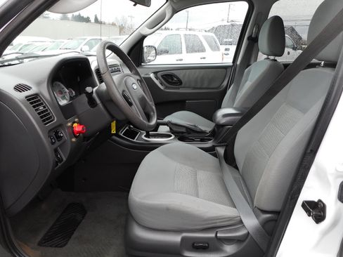 Used 2007 Ford Escape 4WD Hybrid image 12