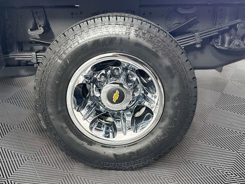 Used 2023 Chevrolet Silverado 3500 LT w/ Convenience Package AWD/4WD image 28