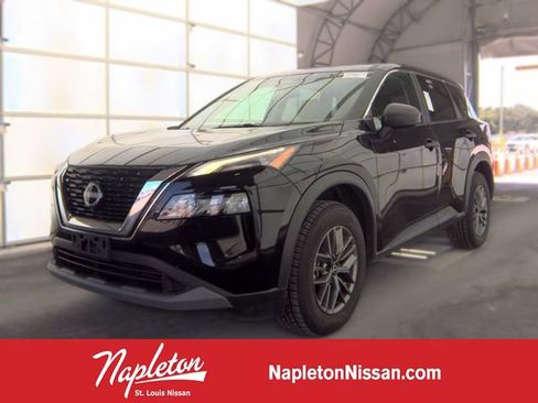 Used 2023 Nissan Rogue S FWD image 1