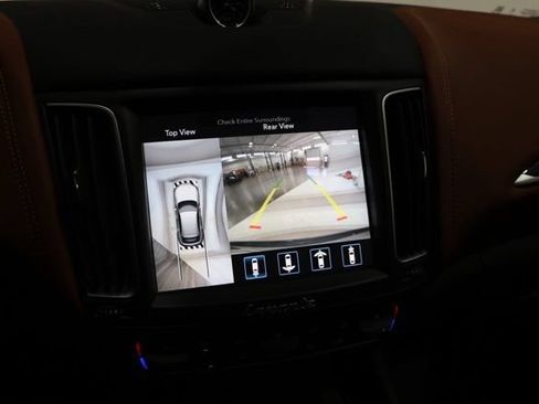 Used 2019 Maserati Levante S GranLusso AWD/4WD image 25