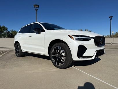 New 2026 Volvo XC60 B5 Plus w/ Protection Package Premier