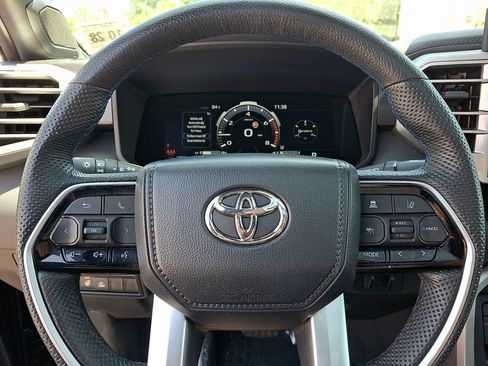 Used 2024 Toyota Tundra Platinum AWD/4WD image 23