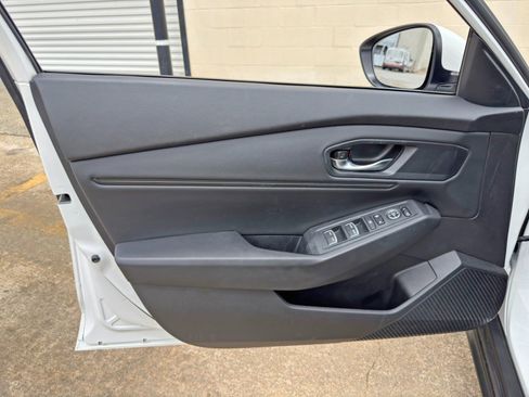 Used 2023 Honda Accord EX image 36