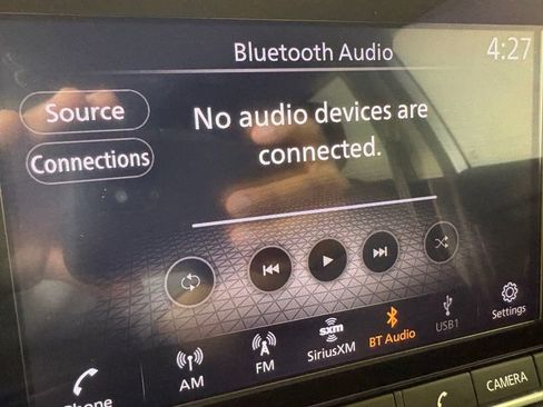 Used 2024 Nissan Rogue SV image 27