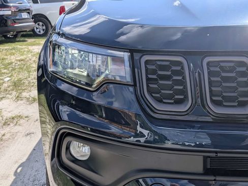 New 2026 Jeep Compass Latitude AWD/4WD image 9