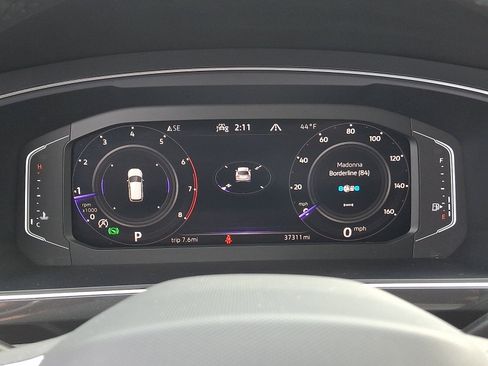 Used 2022 Volkswagen Tiguan SEL R-Line image 21