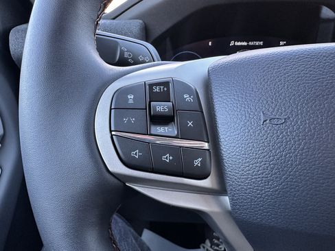New 2026 Ford Explorer Active w/ Active Comfort Package image 10