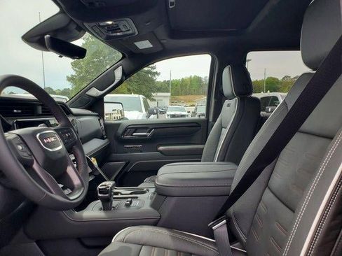 New 2026 GMC Sierra 1500 AT4X AWD/4WD image 18