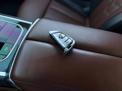 Used 2022 BMW 840i Coupe w/ Driving Assistance Package image 28