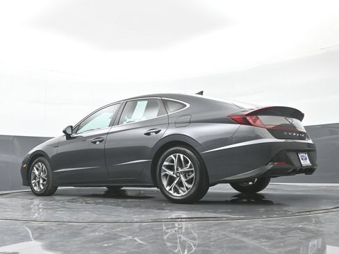 Used 2023 Hyundai Sonata SEL w/ Preferred Accessory Package FWD image 40