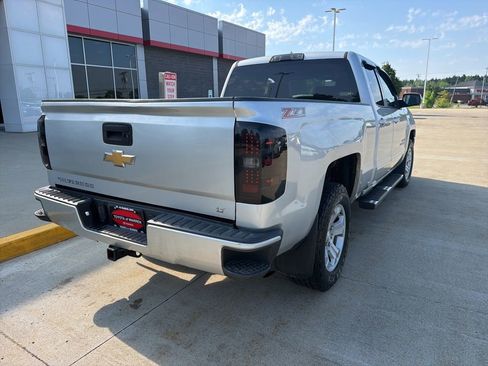 Used 2017 Chevrolet Silverado 1500 LT w/ True North Edition AWD/4WD image 4