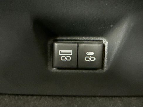 Certified 2025 Toyota Camry XSE w/ Premium Plus Package image 39