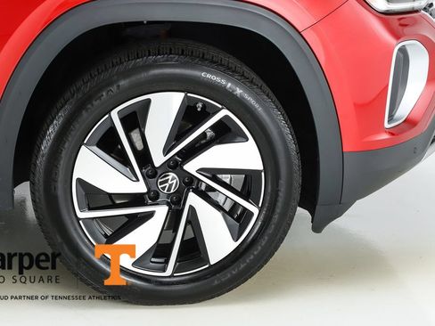 Used 2024 Volkswagen Atlas SE FWD image 54