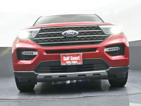 Used 2024 Ford Explorer XLT w/ Equipment Group 202A image 29