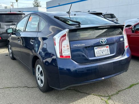 Used 2012 Toyota Prius Two image 4