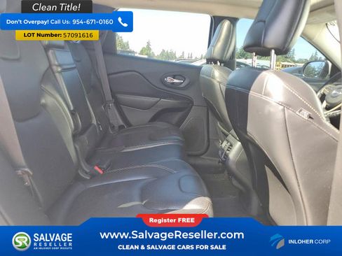 Used 2016 Jeep Cherokee Limited w/ Luxury Group AWD/4WD image 15