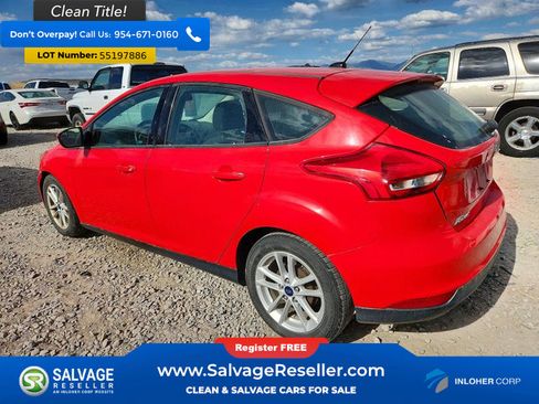 Used 2017 Ford Focus SE FWD image 3